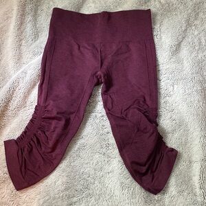 Burgundy/purplish lululemon capri leggings